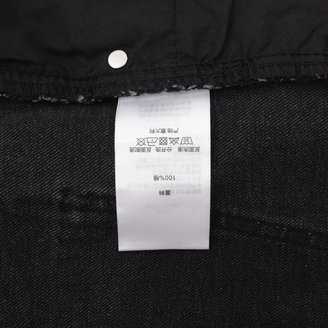 P210 Top version (black pants and pink leather) Top version Chrome Hearts jeans with leather pink It is well known that chromehearts jeans will use vintage Levis jeans as the base plate for creation. They usually add their own unique silver buckles and silver ornaments, plus leather embellishments. This is what doubles the value of these vintage jeans, because the base plate is Vintage jeans, the jeans themselves have become very soft and comfortable after years of baptism, which can be distinguished from ordinary jeans. Regarding the size, you should also refer to the pants data. Style number: 1249# Color: black pants and pink leather Size: 28 30 32 34 28 Waist 86 Hips 100 Pants length 102 30 Waist 90 Hips 104 Pants length 104 32 Waist 94 Hips 108, pants length 106 34, waist 98, hips 112, pants length 110
